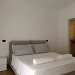 Elegante Im Zentrum In Der Naehe Des Meeres By Interhome Апартаменты Сенигаллия