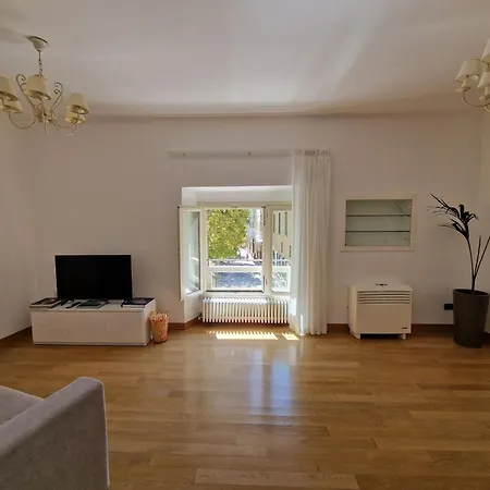 Elegante Im Zentrum In Der Naehe Des Meeres By Interhome Senigallia