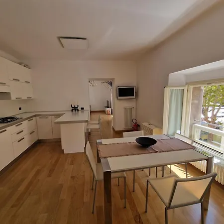 Elegante Im Zentrum In Der Naehe Des Meeres By Interhome * Senigallia